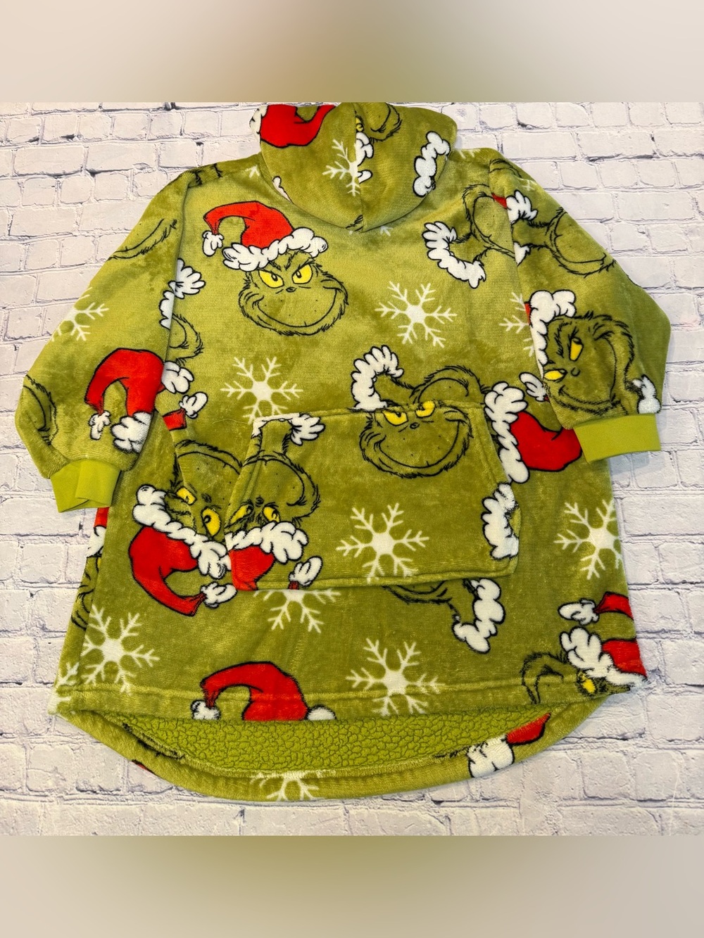 The Grinch Grinch Face Christmas Snowflake Wearable Blanket Hoodie